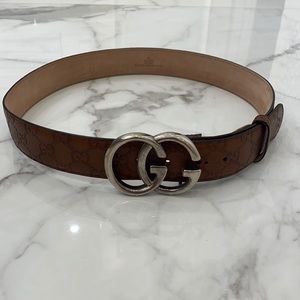 Gucci GG brown belt size 38 lightly worn